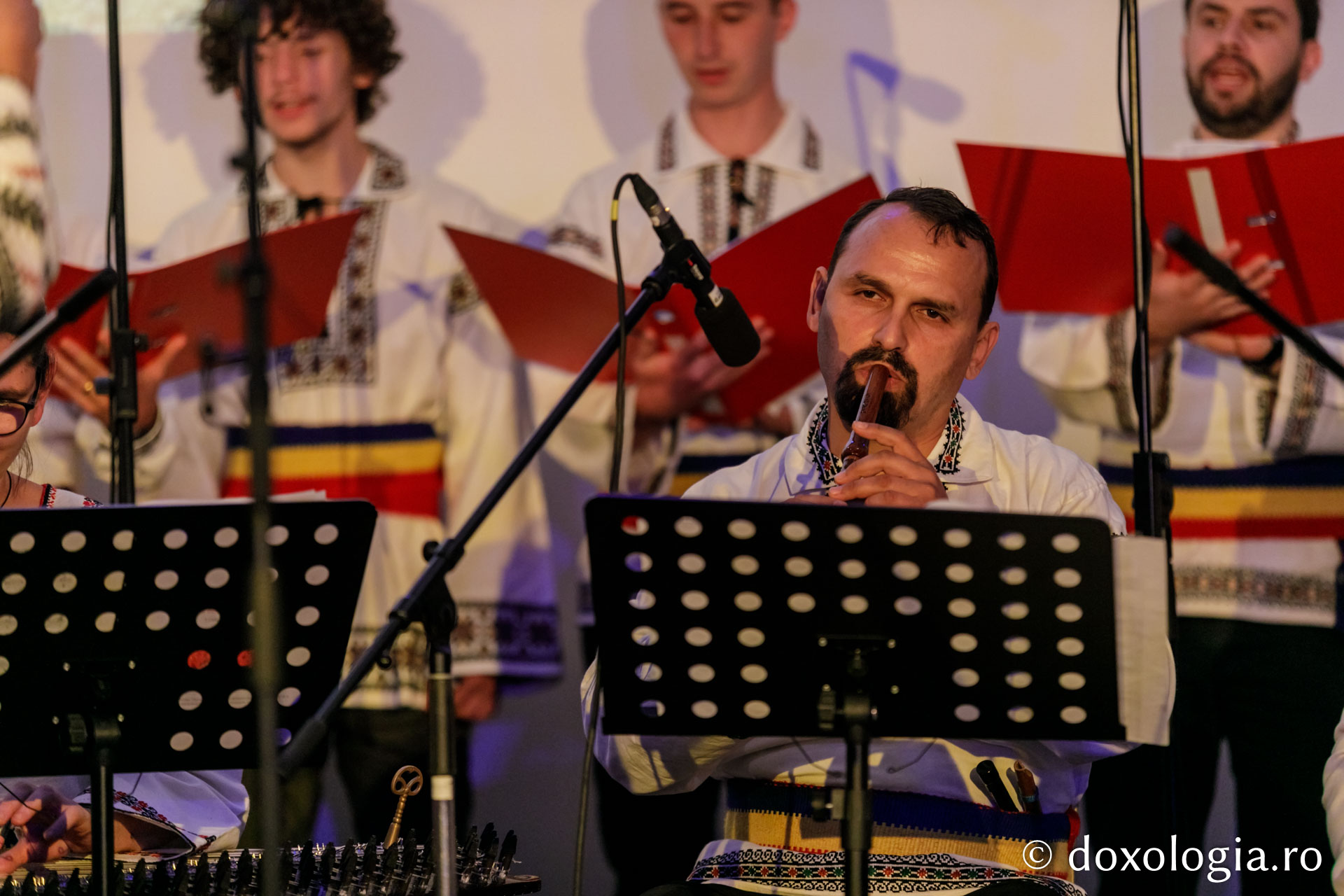 Foto: Pr. Silviu Cluci IBMF 2021: Concert de muzică tradițională din Liban, Cipru și România