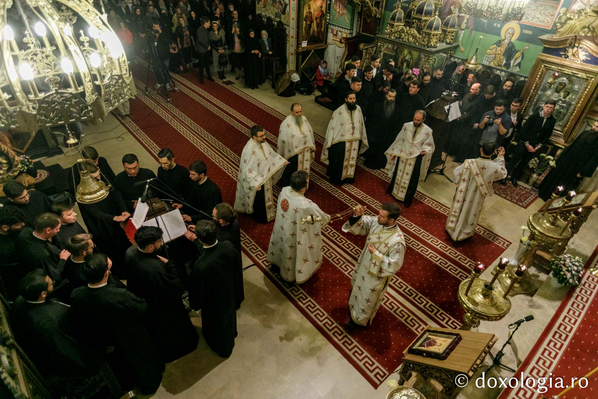 Slujbă de Priveghere, în cadrul Festivalului de Muzică Bizantină de la Iași