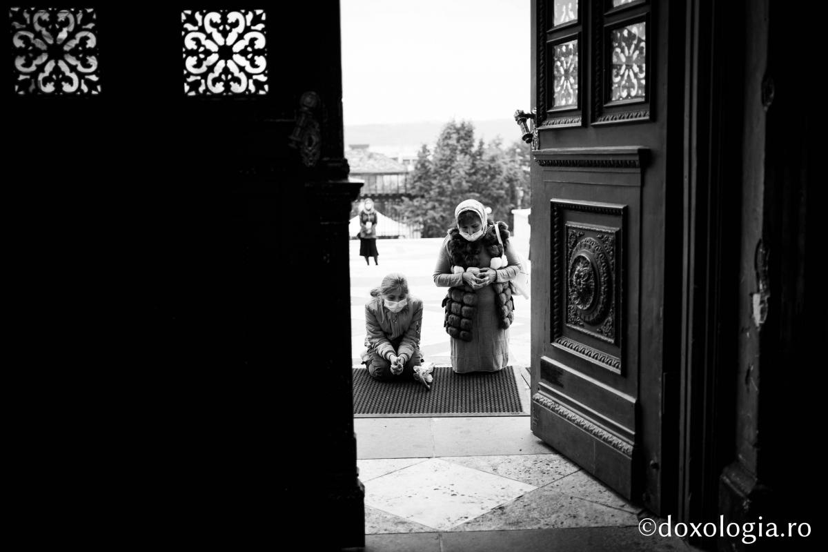 Foto: Bogdan Bulgariu Pelerini către inima sfinților