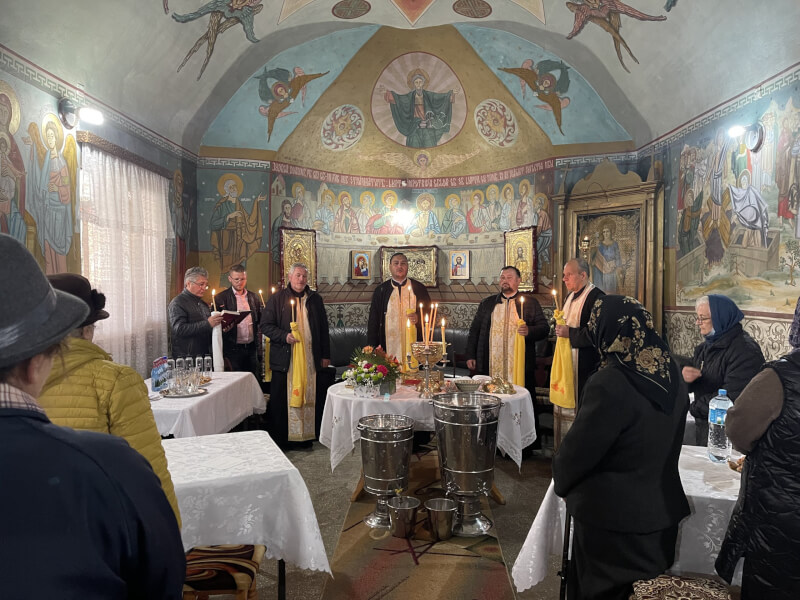 Inaugurarea Centrului „Sfinții Teodor și Ana” al Parohiei „Sfânta Înviere” din Buhuși