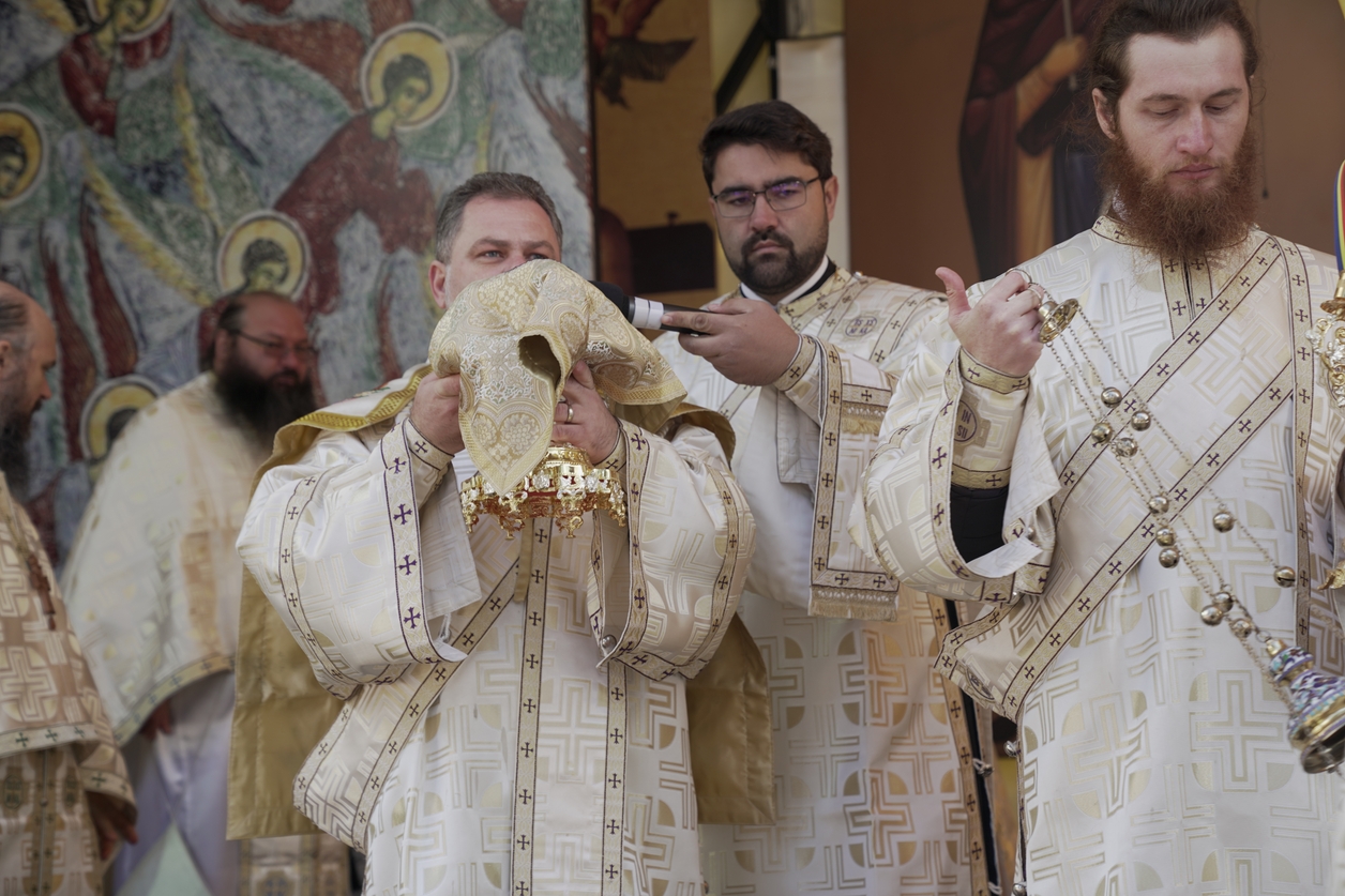 PS Părinte Nichifor Botoșăneanul: „Viața creștinului trebuie să fie o pregătire permanentă pentru întâlnirea cu Dumnezeu”