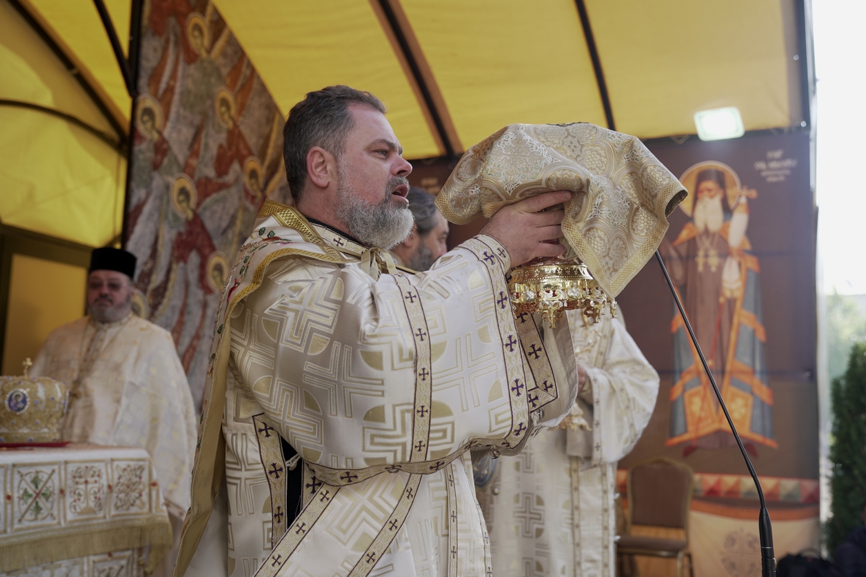 PS Părinte Nichifor Botoșăneanul: „Viața creștinului trebuie să fie o pregătire permanentă pentru întâlnirea cu Dumnezeu”