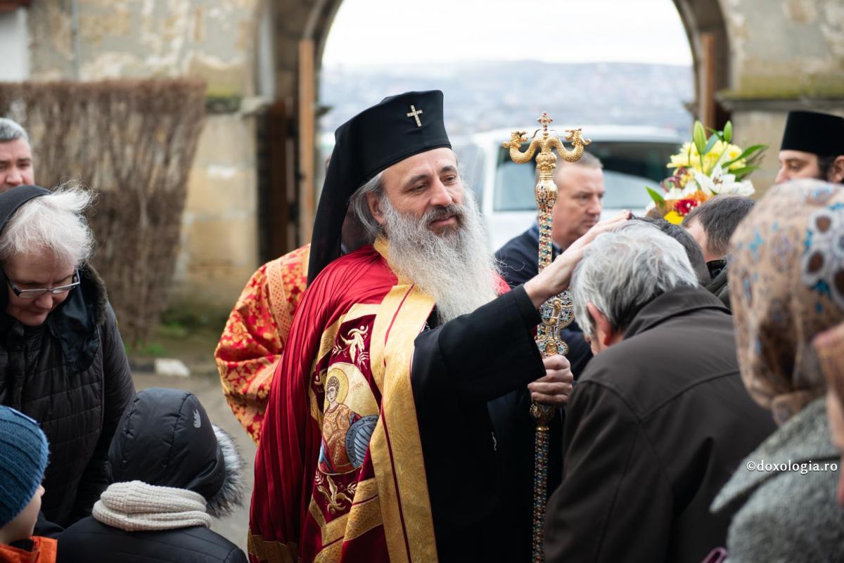 IPS Părinte Teofan împlinește astăzi 62 de ani