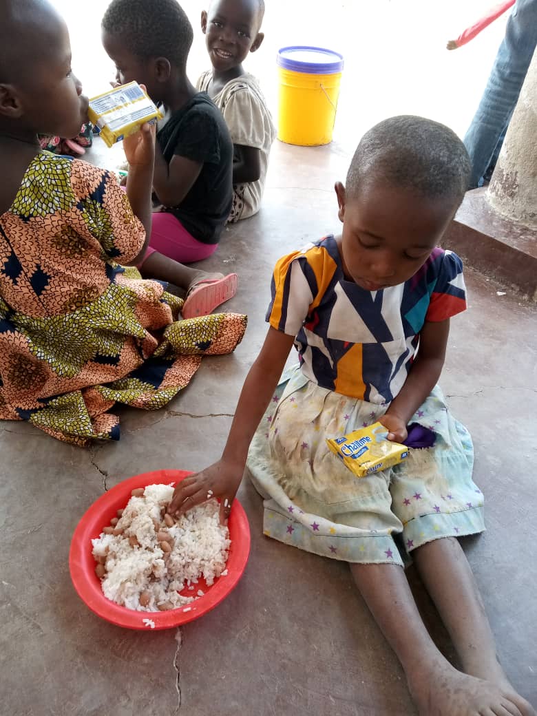 Sfânta Parascheva de la Iași serbată în Parohia Idodi, Tanzania Sfânta Parascheva de la Iași serbată în Parohia Idodi, Tanzania