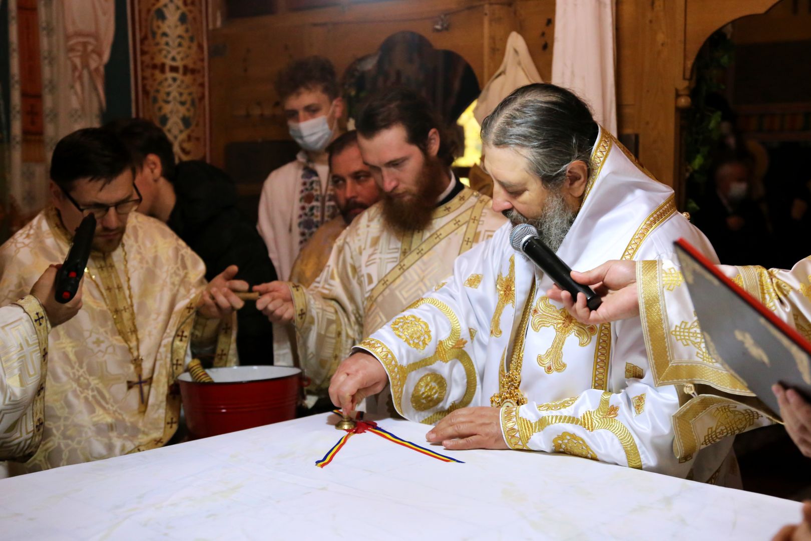 foto: Flavius Popa (Video) Biserica Parohiei Bohoghina a fost sfințită de PS Nichifor Botoșăneanul