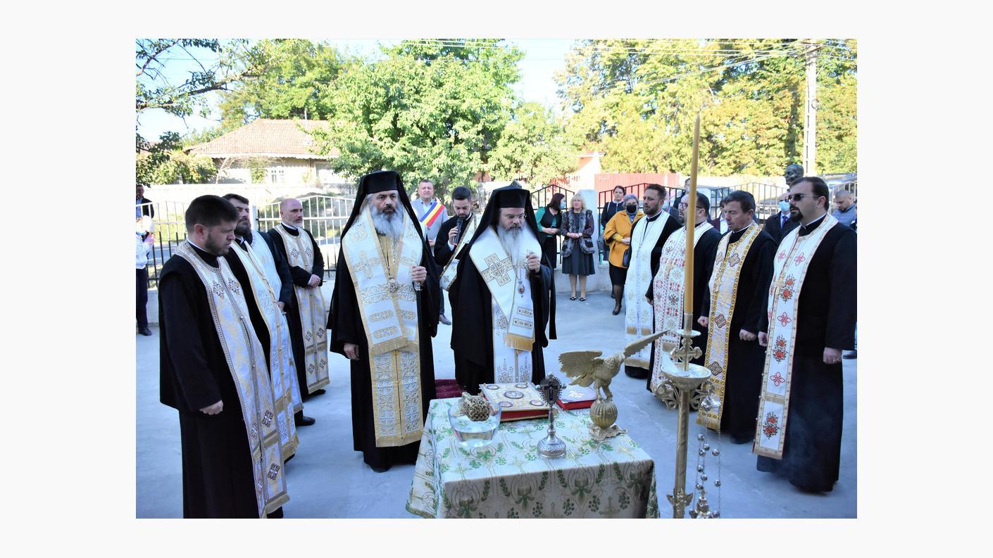 Simpozionul „Casa de Acasă”. PS Ignatie: „Acasă – matricea iubirii şi softul plinătăţii”