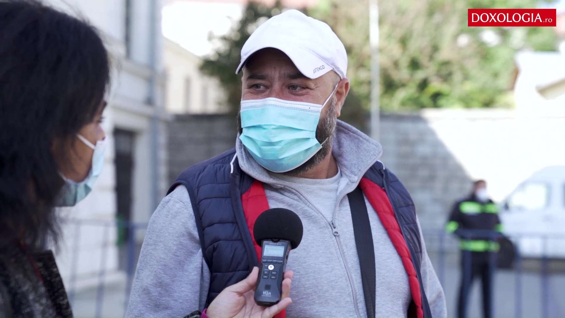 (Video) Fost bolnav de cancer: „Am venit cu încredere, am venit cu gândul că Sfânta poate să mă ajute” (Video) Fost bolnav de cancer: „Am venit cu încredere, am venit cu gândul că Sfânta poate să mă ajute”