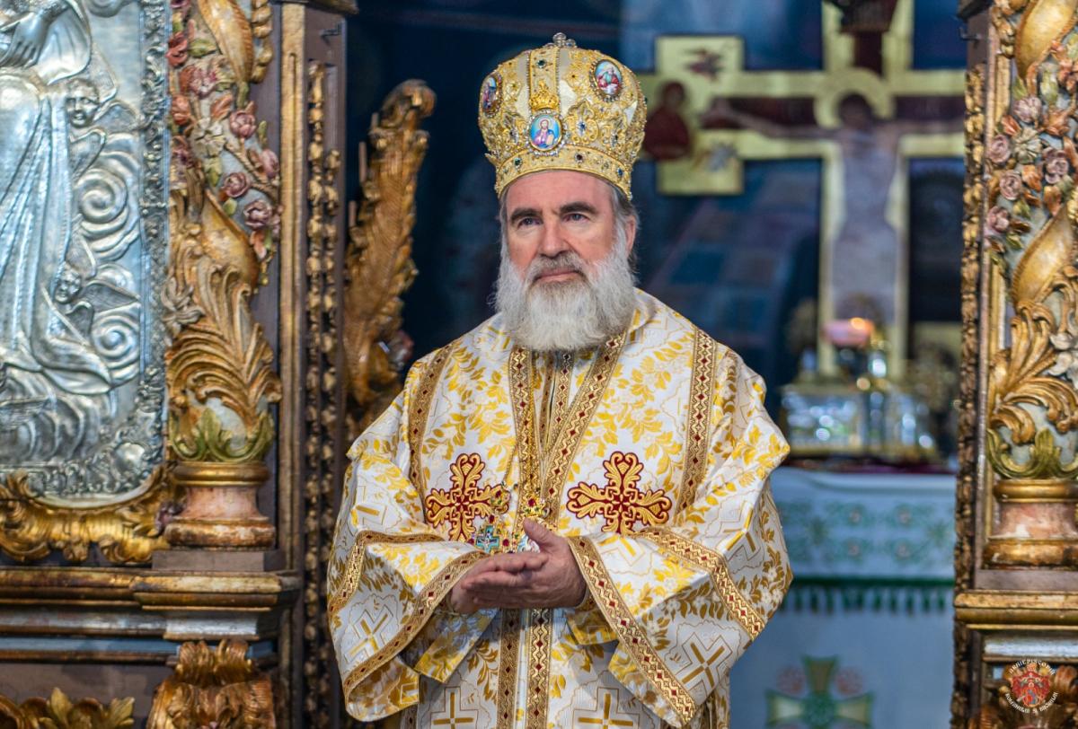 Sfântul Ioan Hrisostom, serbat la Catedrala Arhiepiscopală din Roman