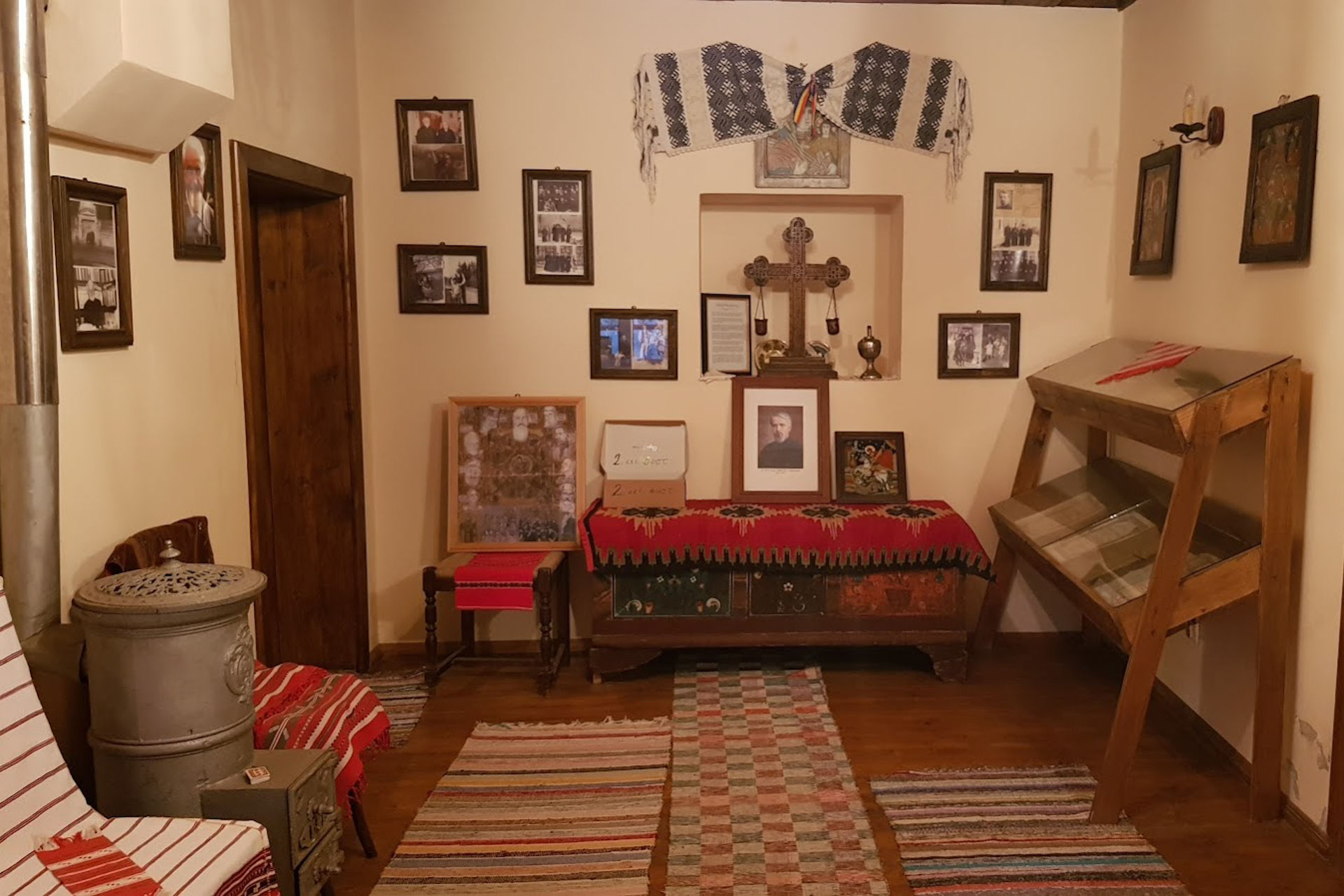 Pelerinaj pe urmele părintelui Dumitru Stăniloae