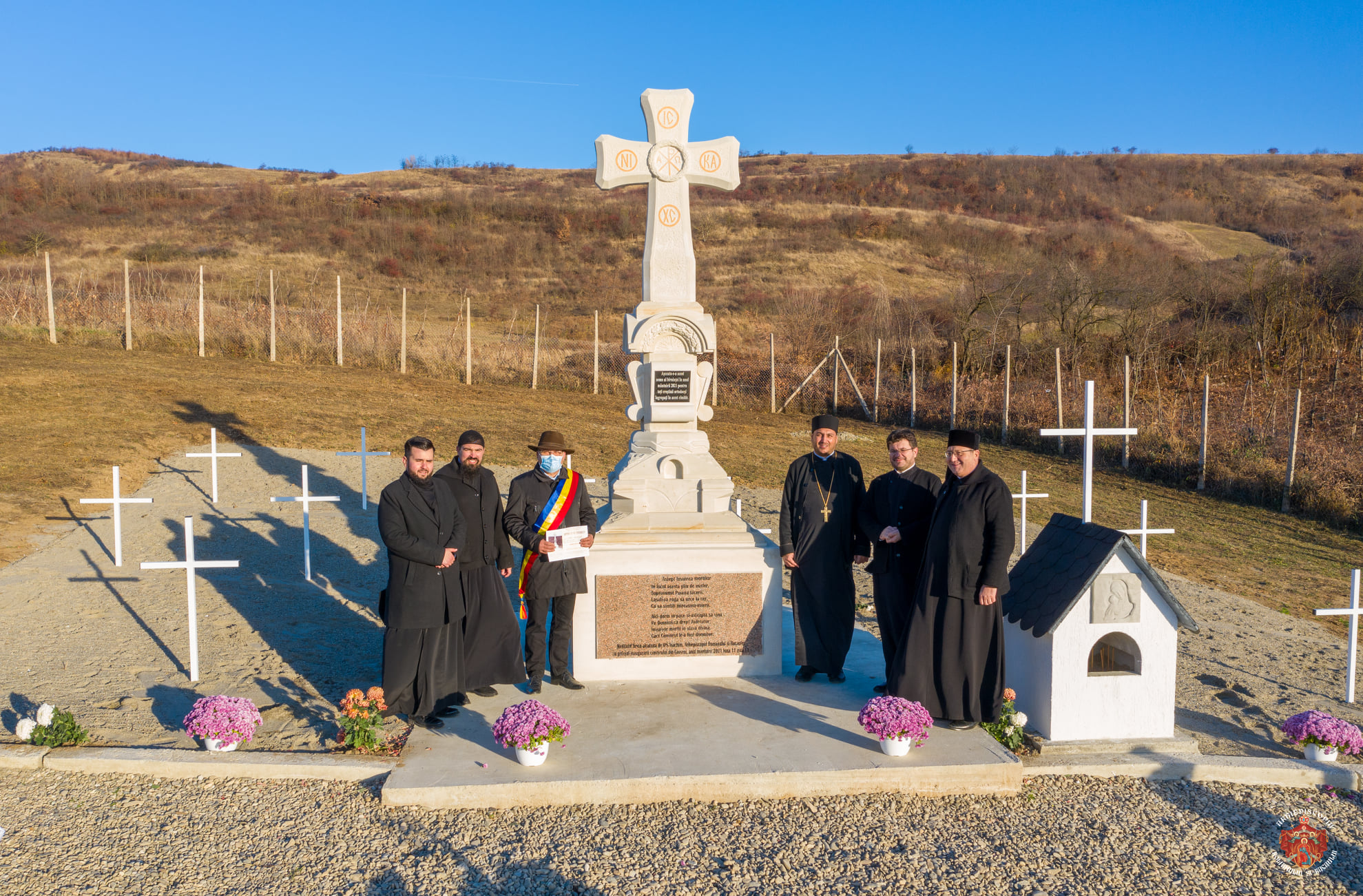 Monument dedicat eroilor în filia Gioseni a Parohiei Chetriş