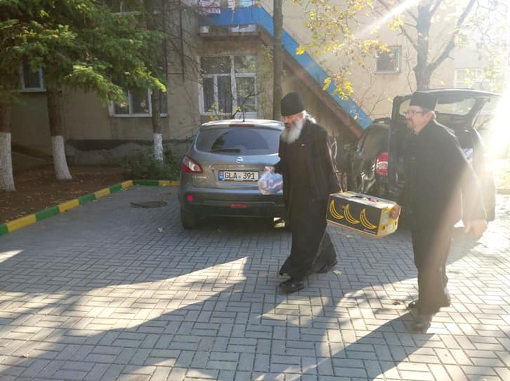 Copiii Centrului de Plasament din Bălţi au primit daruri din partea Bisericii