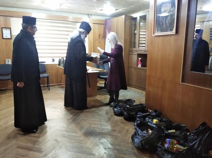 Daruri pentru zece angajaţi ai Teatrului Naţional din Bălţi