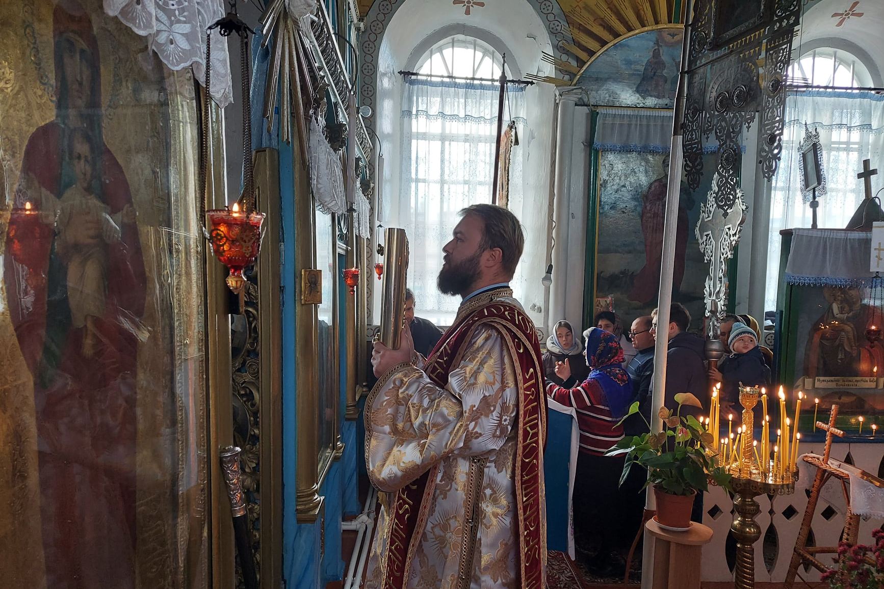 Slujire arhierească în Parohia Lipnic-Ocniţa