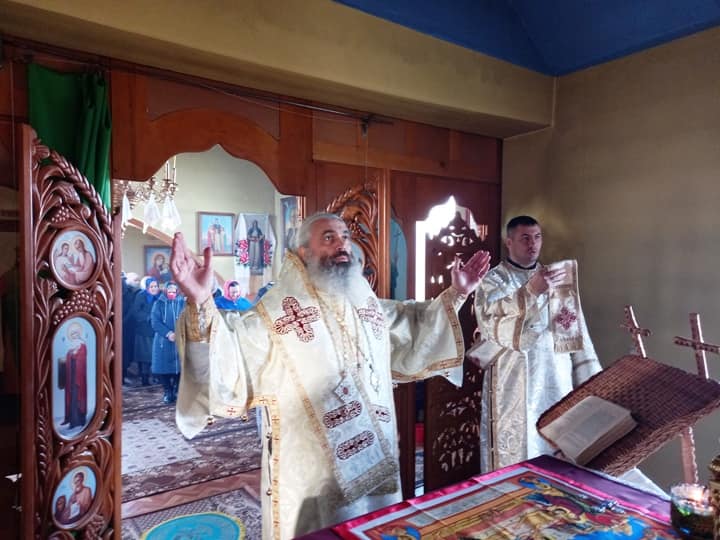 PS Antonie: „Milostenia ne asemănă cu Dumnezeu şi ne apropie de semeni”