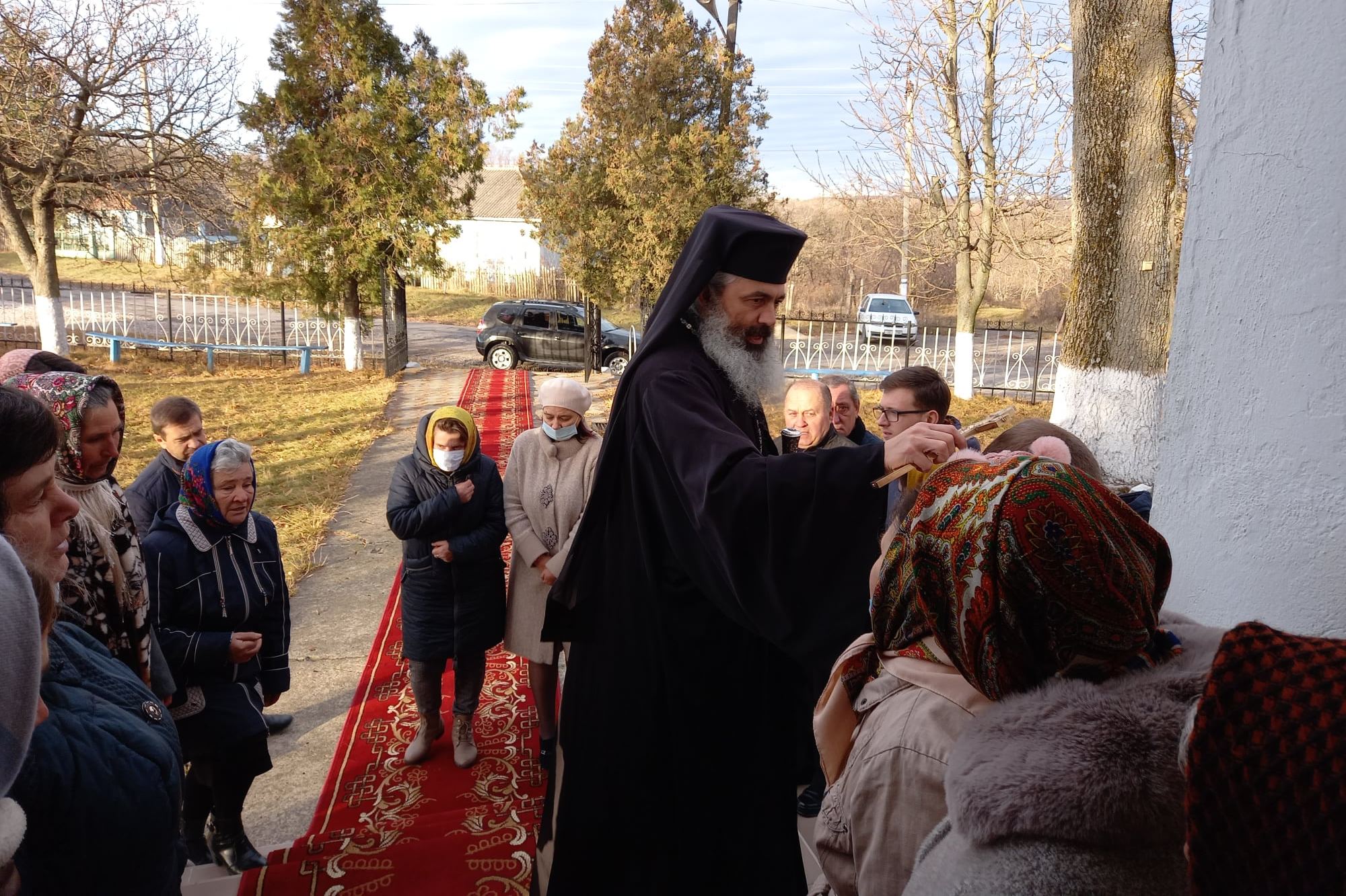 Slujire arhierească în Parohia Lipnic-Ocniţa