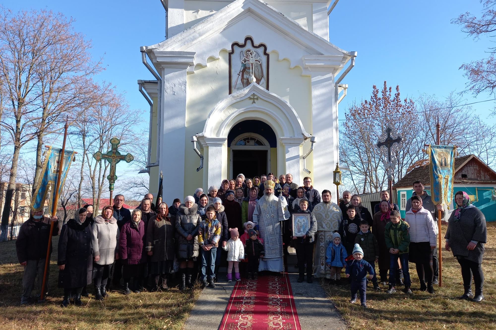 Slujire arhierească în Parohia Lipnic-Ocniţa