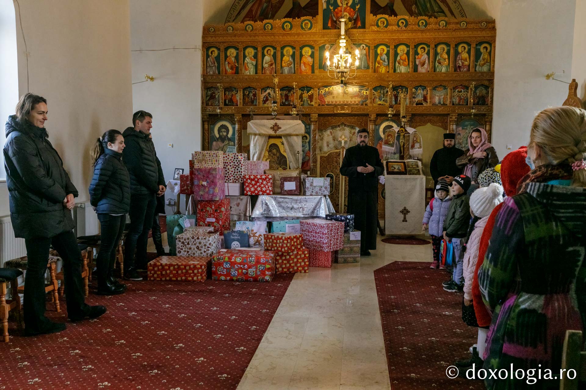 Acțiune filantropică la parohia Holm – Podu Iloaiei