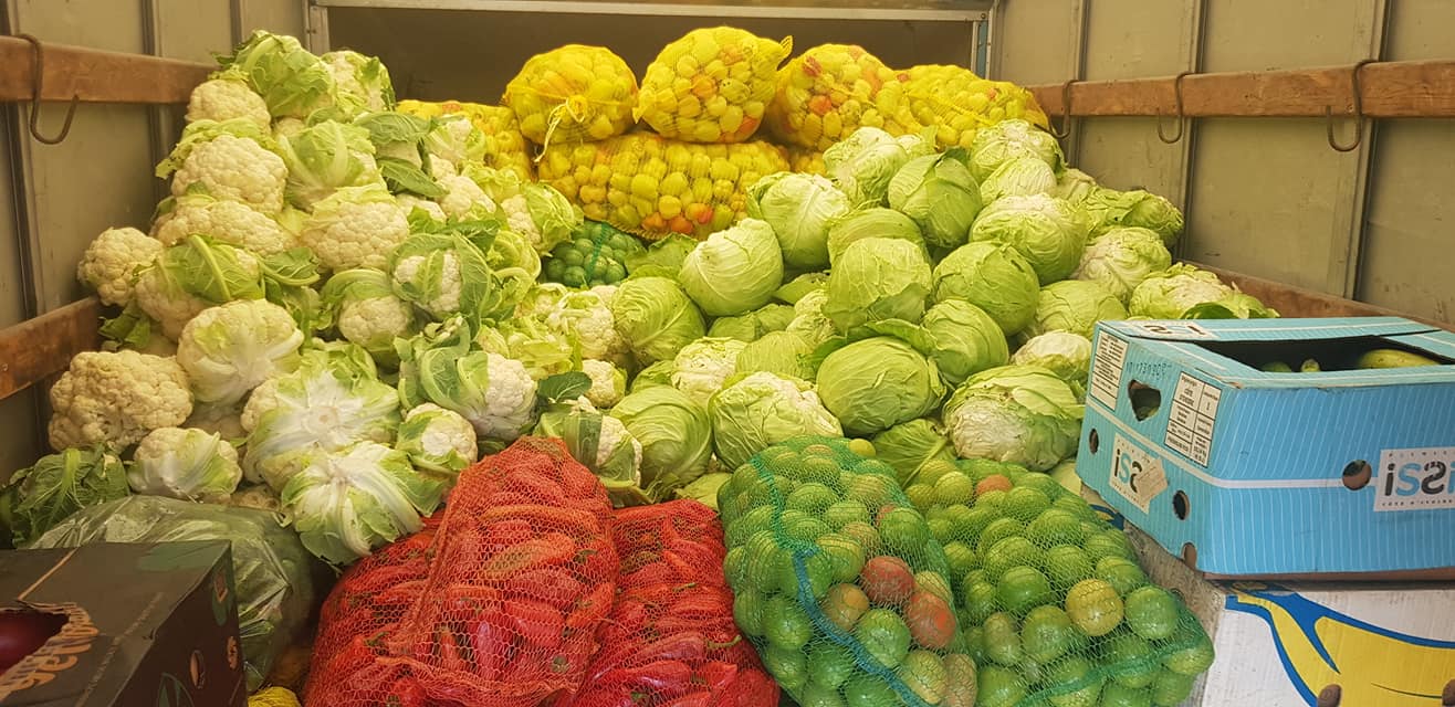 200 de bătrâni și 100 de copii au primit ajutoare prin intermediul proiectului „Dărnicie în timp de pandemie”