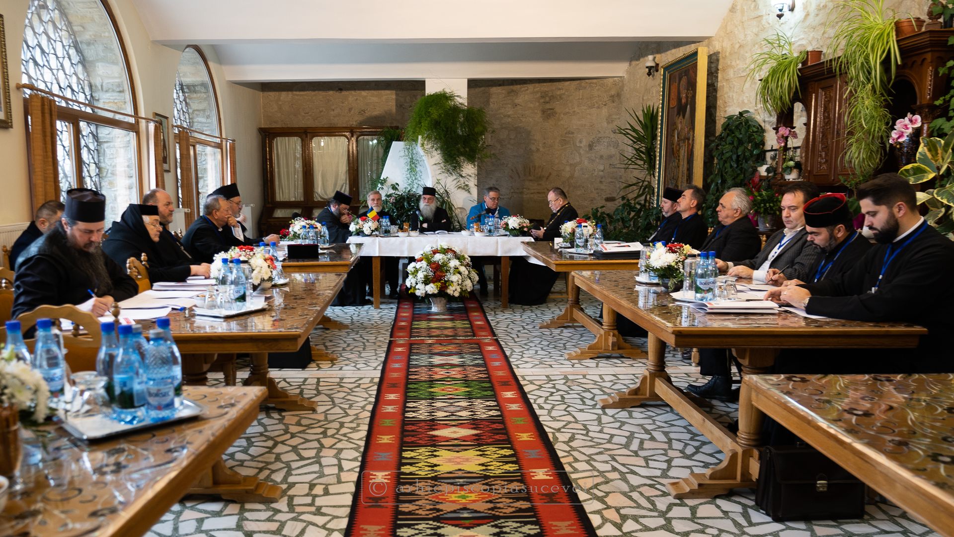 Simpozionul „Moștenirea spirituală a Mitropolitului Petru Movilă în spațiul românesc” Simpozionul „Moștenirea spirituală a Mitropolitului Petru Movilă în spațiul românesc”