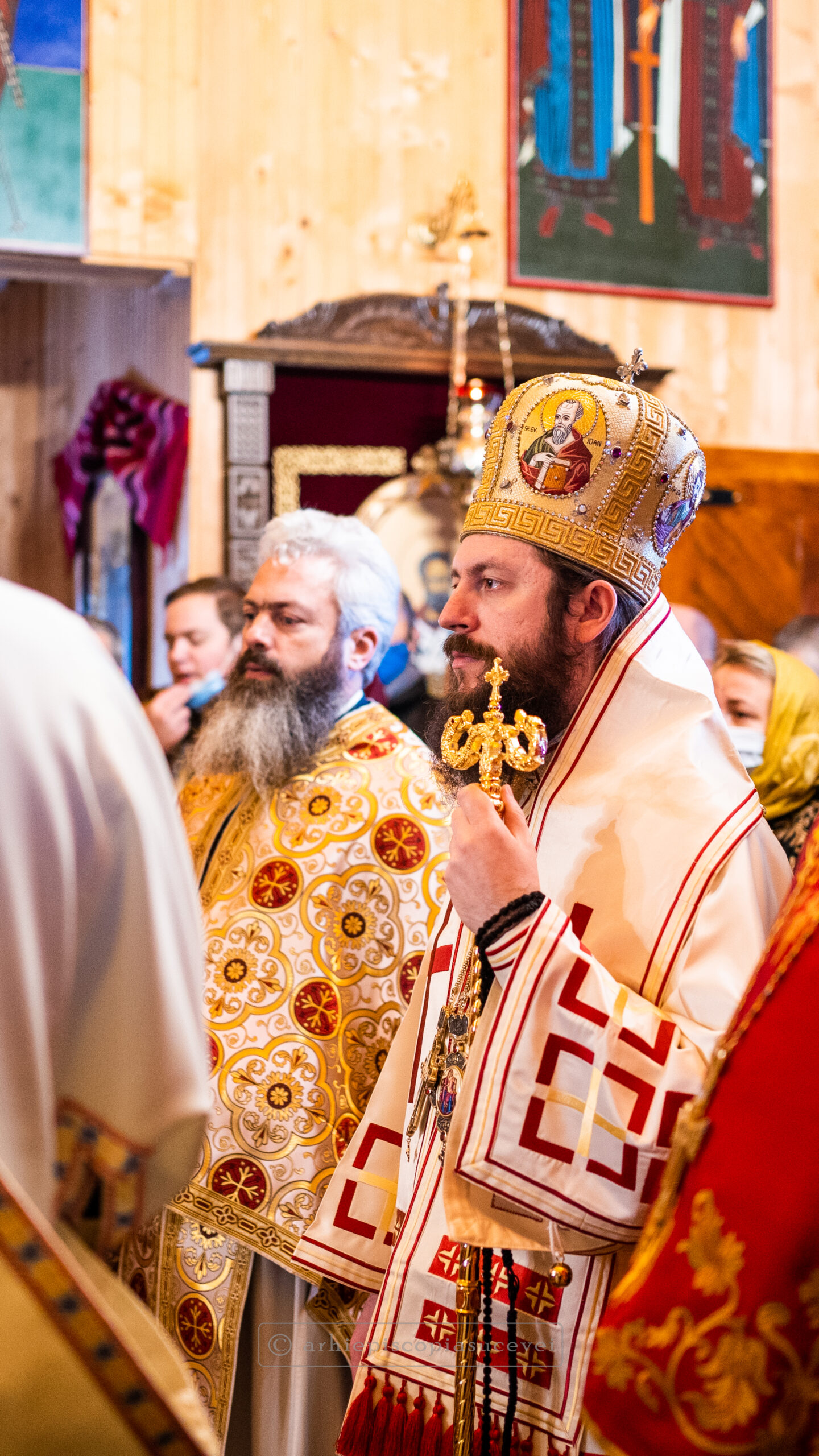 Liturghie arhierească la hramul Bisericii „Sfânta Mare Muceniță Ecaterina” Șcheia