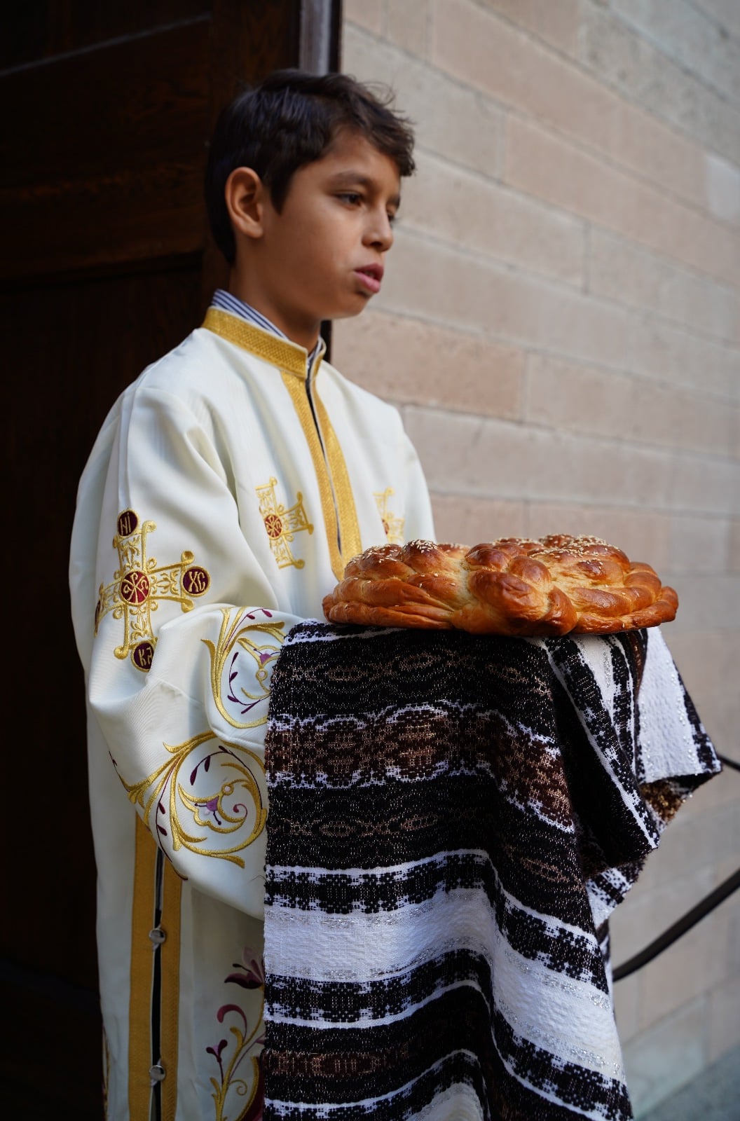 (Foto) Slujire arhierească în Parohia „Sfântul Mucenic Gheorghe” din Stockholm