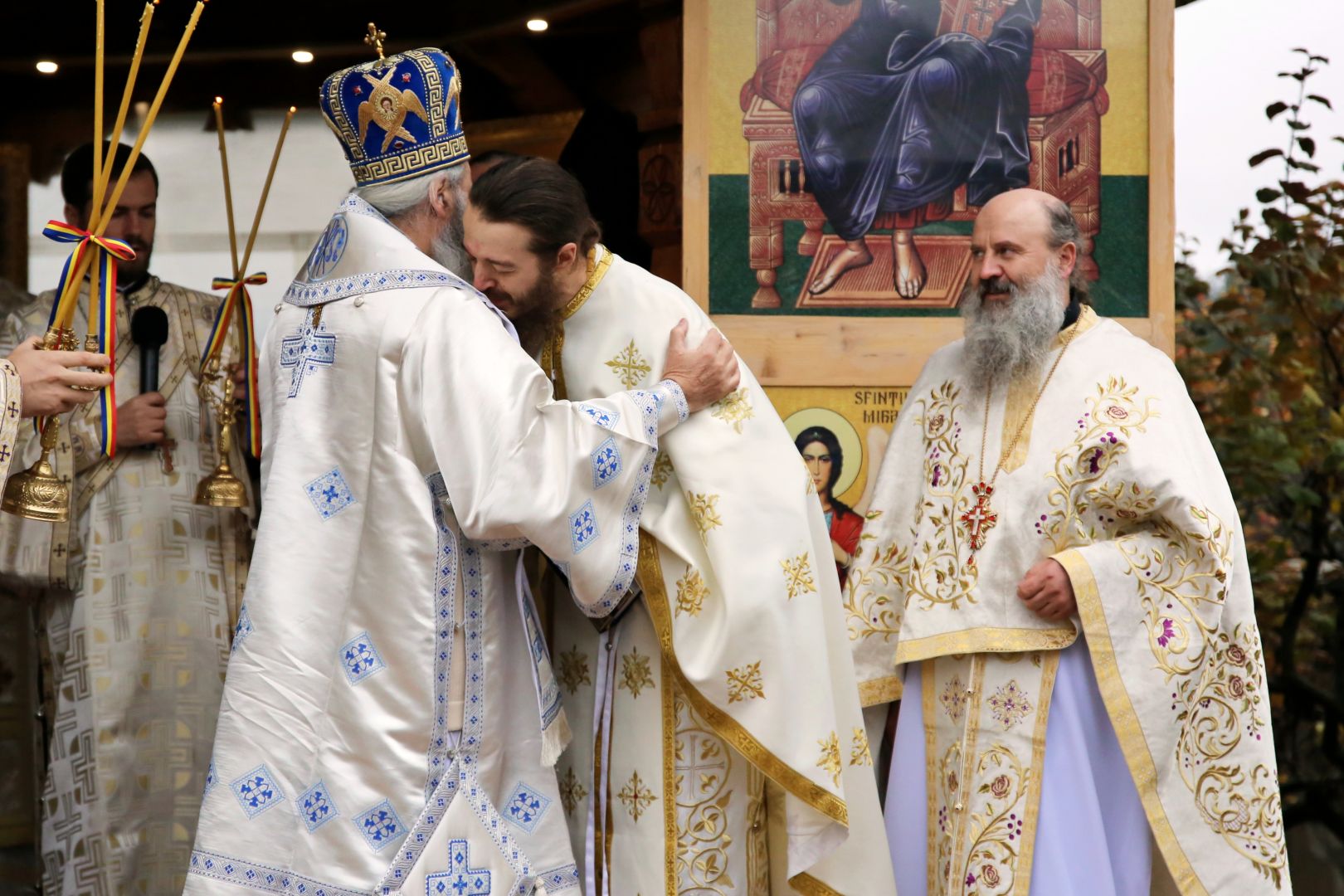 Hram la Petru Vodă: „Cu cât vremurile sunt mai grele, cu atât Sfânta Euharistie se cuvine a fi mai des săvârșită”