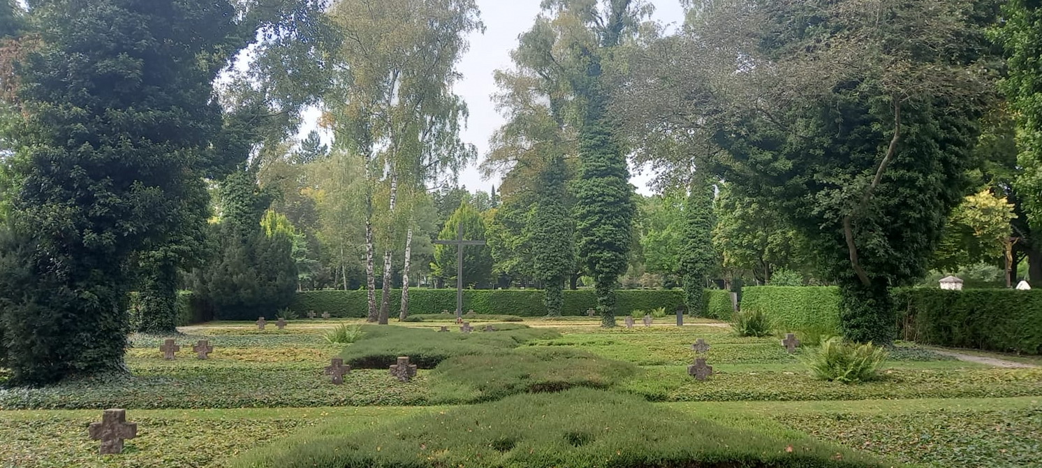 Cimitirul de Vest din Ingolstadt – morminte ale soldaților români în Germania (VIII)