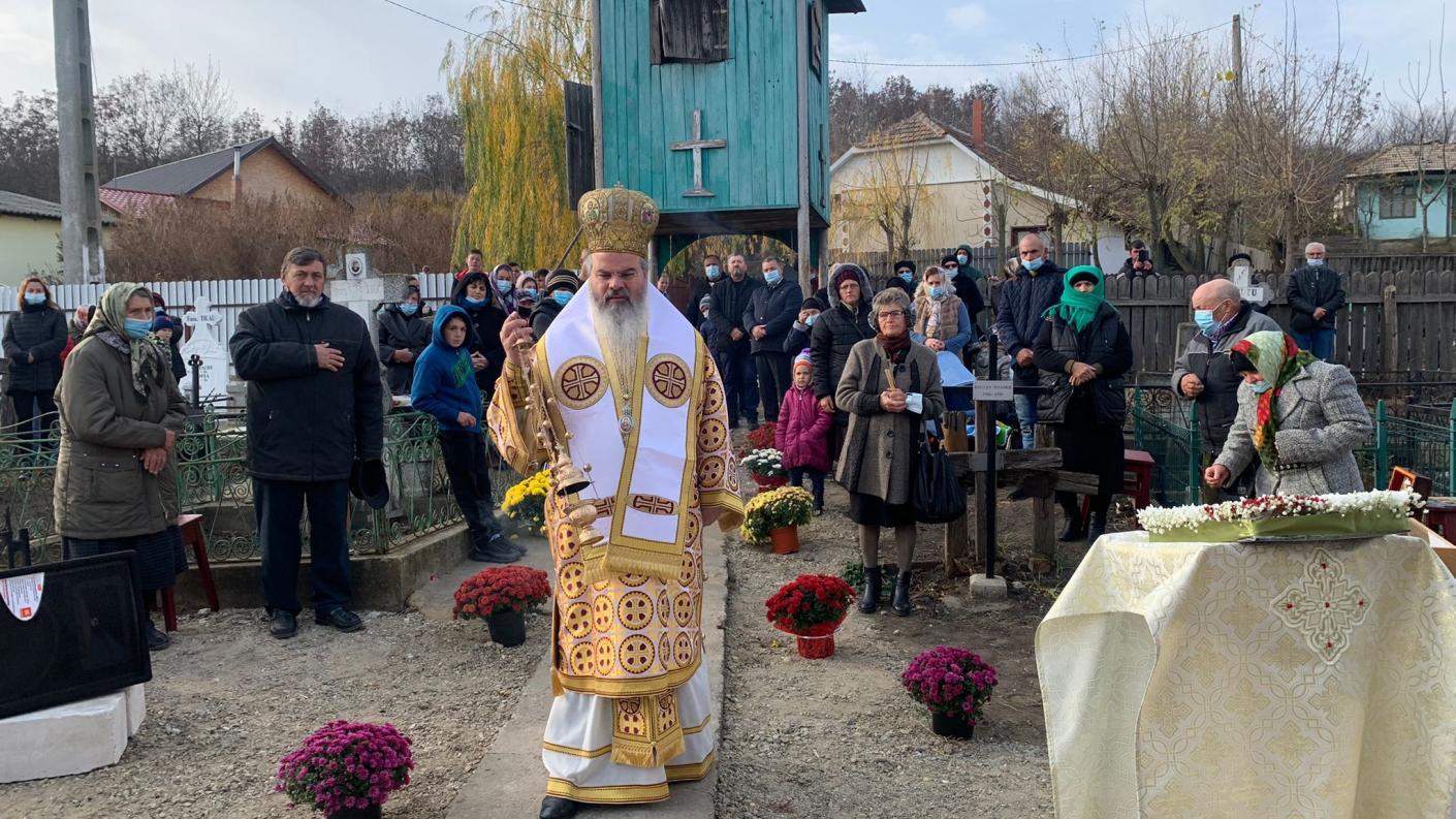 PS Ignatie: „Putem fi îngeri, răspândind binele, lăsând la o parte bârfa, răutatea sau calomnia”