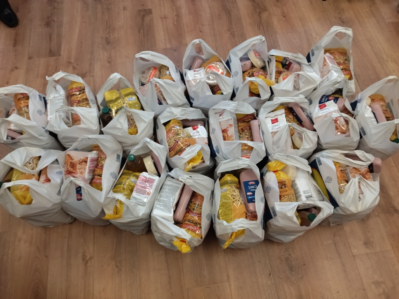 Campania filantropică „De Crăciun fii om bun!”, la final