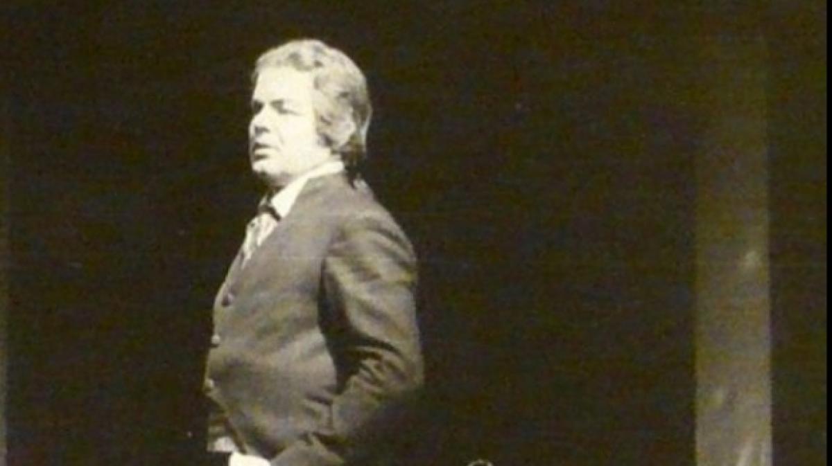 Tenorul Corneliu Fânățeanu, șapte ani de cerească viețuire