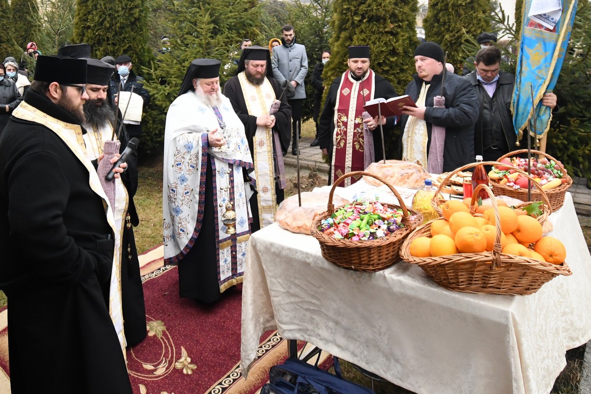 Parastas la Mănăstirea Hadâmbu pentru schimonahul Serafim Bozariu