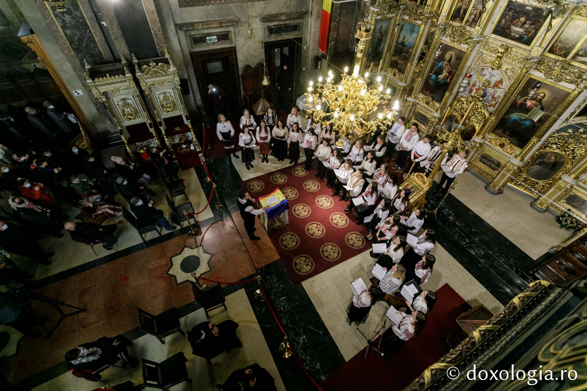 Foto: pr. Silviu Cluci Moment muzical-artistic cu prilejul Zilei Naționale la Iași