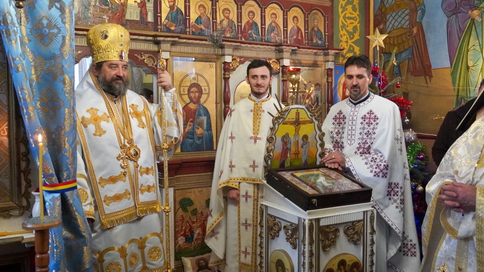 Credincioșii din Parohia Șendreni au un nou preot paroh