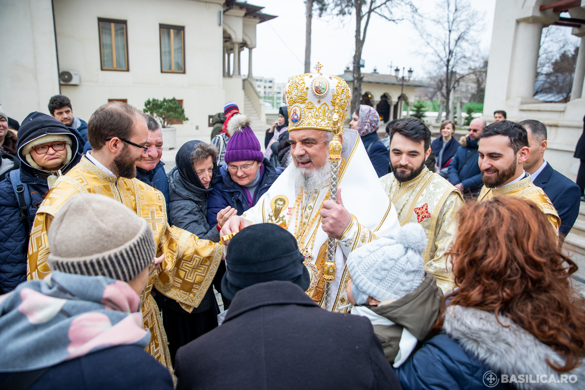 Părintele Patriarh Daniel: „Dacă elita l-a refuzat pe Hristos, poporul sărac și suferind L-a urmat”