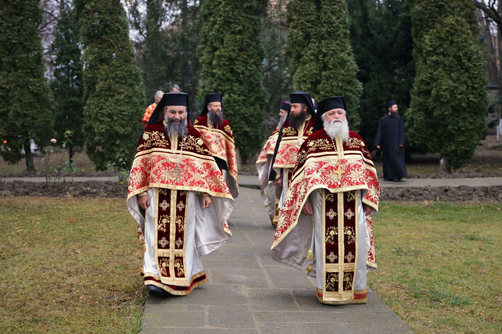 Hram la Mănăstirea Popăuți: „Să fim următori sfinților precum ei au fost următori lui Hristos”