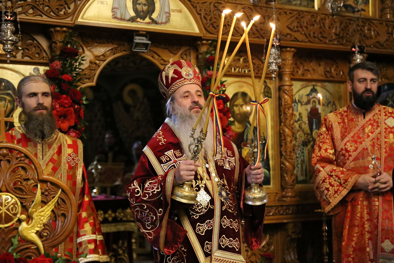 Hram la Mănăstirea Popăuți: „Să fim următori sfinților precum ei au fost următori lui Hristos”