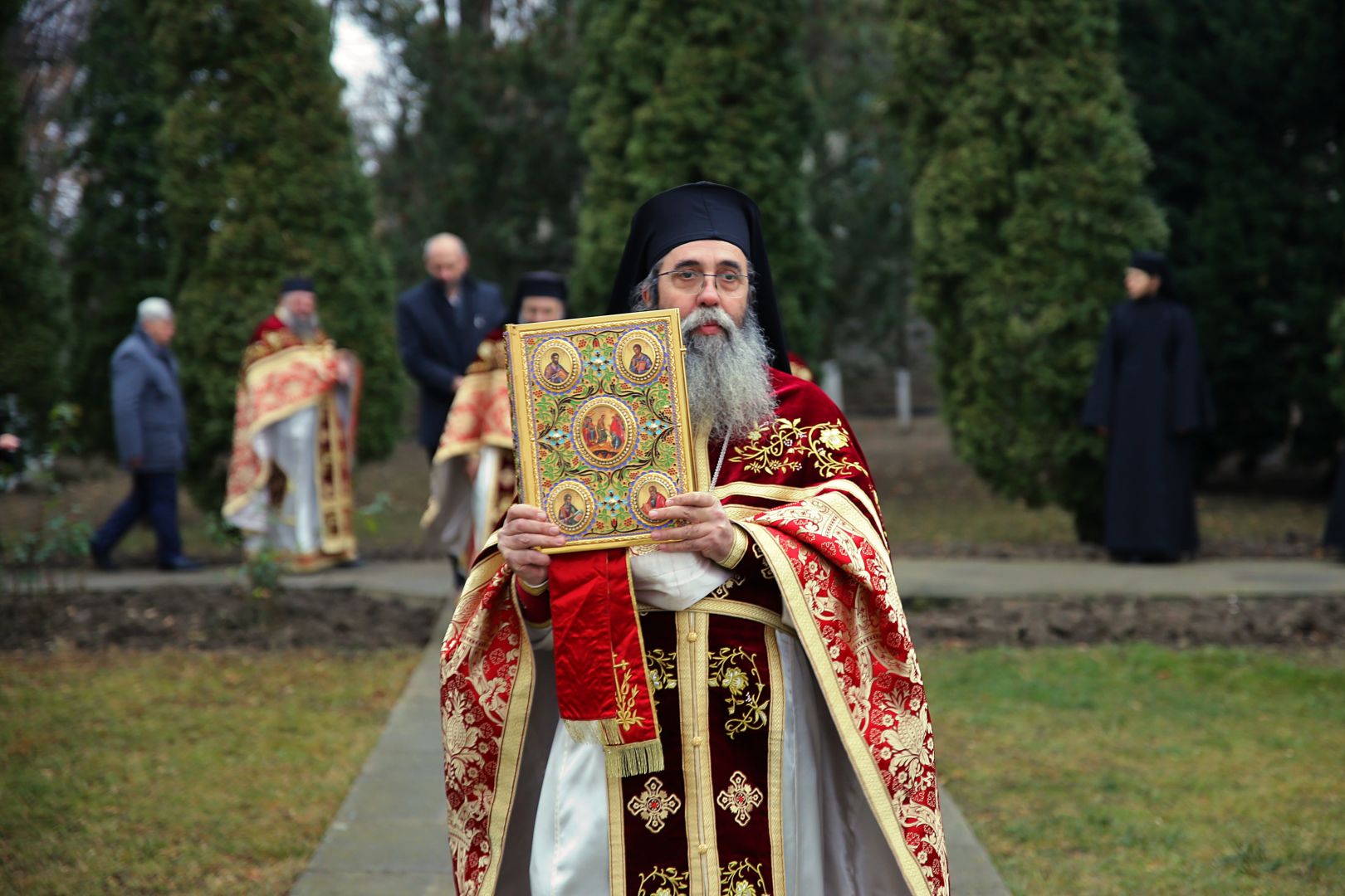 Hram la Mănăstirea Popăuți: „Să fim următori sfinților precum ei au fost următori lui Hristos”