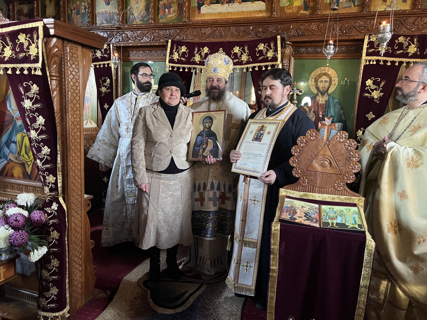 Slujbe arhierești în județul Botoșani: PS Nichifor Botoșăneanul a slujit la Parohiile Mihai Viteazu și Rediu