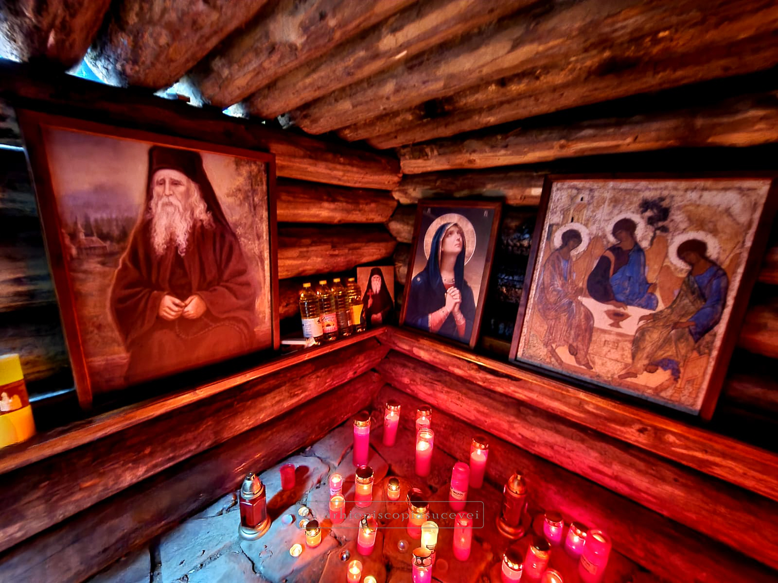 Sfințirea chiliei părintelui Ilie Cleopa, la 23 de ani de la mutarea sa în veșnicie