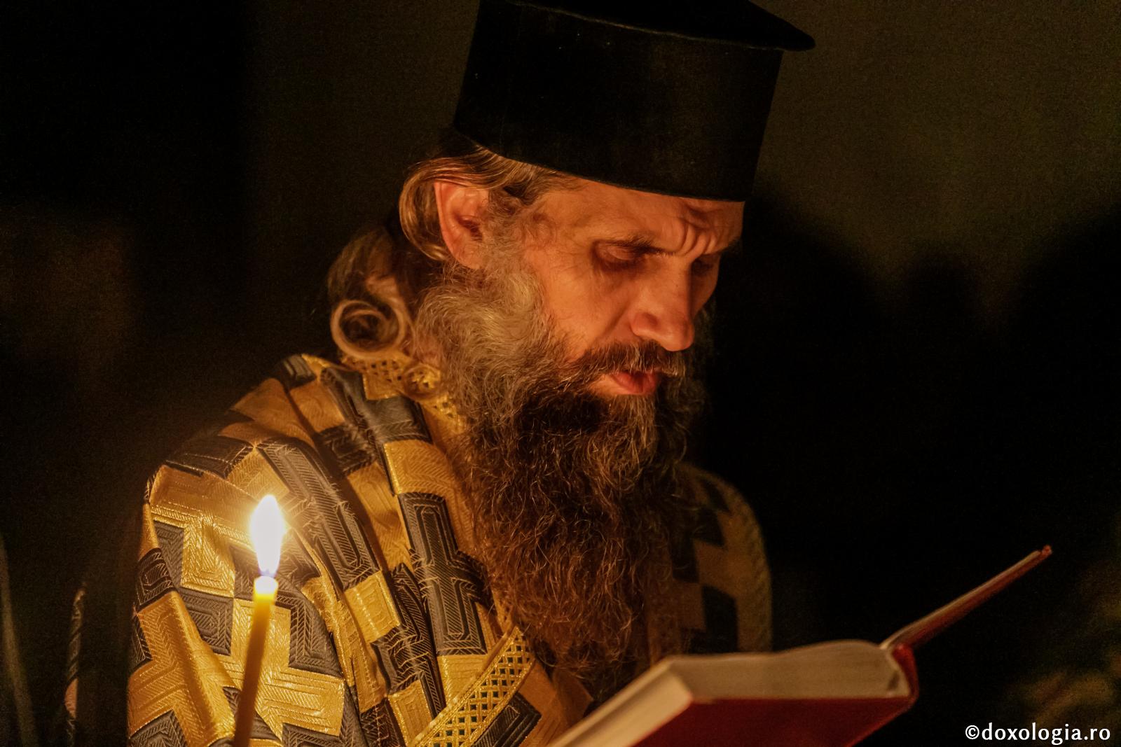 „Este cu neputință să trăiască cineva o viață în Hristos, fără o relație personală cu harul dumnezeiesc” – Gheron Iosif Vatopedinul