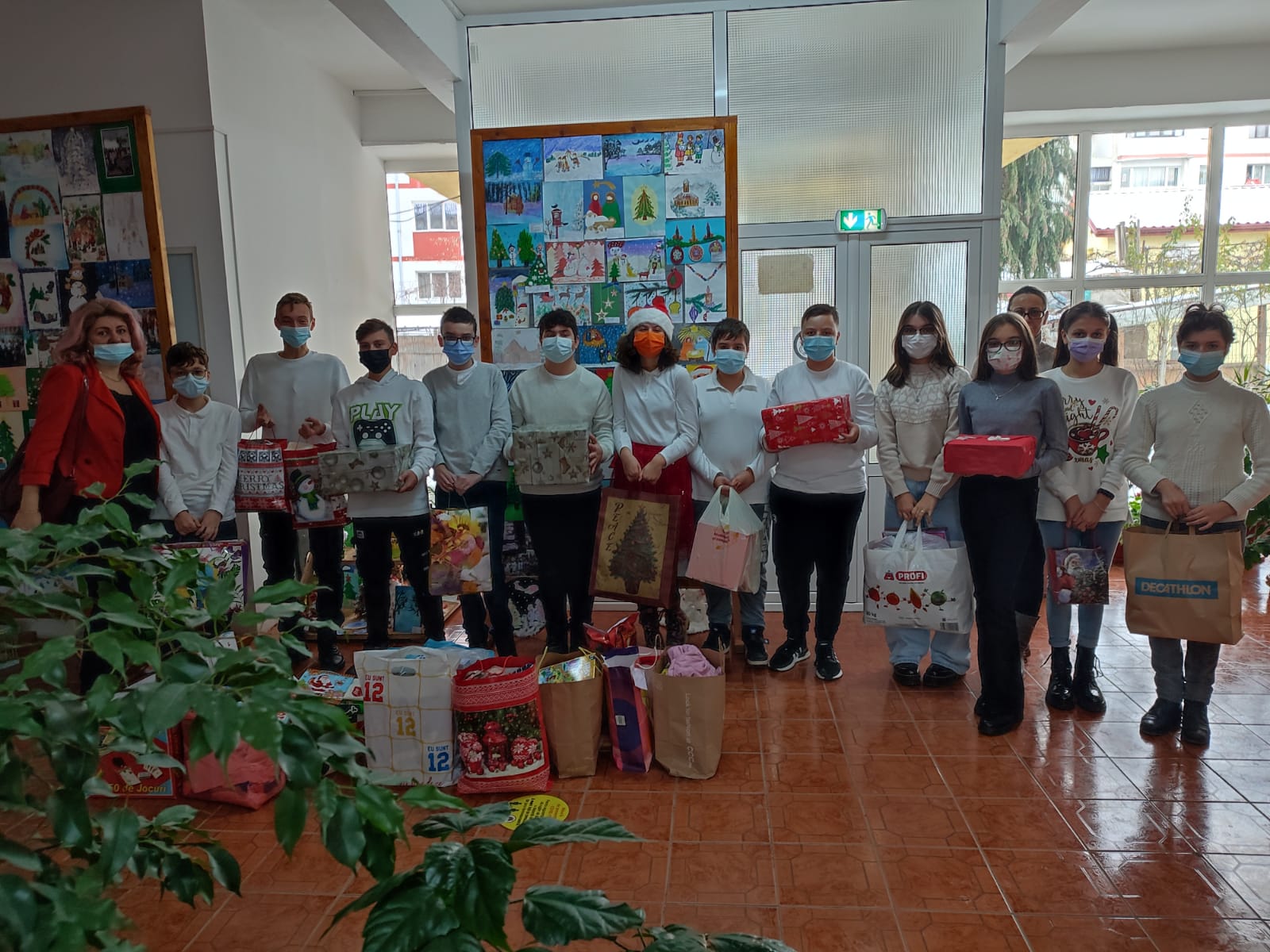 „Dăruiesc pentru că iubesc!” – Proiect de voluntariat inițiat de Protopopiatul Botoșani