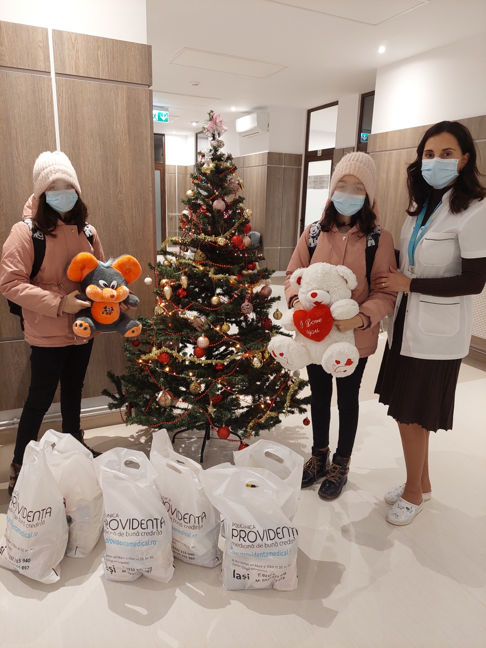 Fundația Medicală „Providența”, alături de cei nevoiași