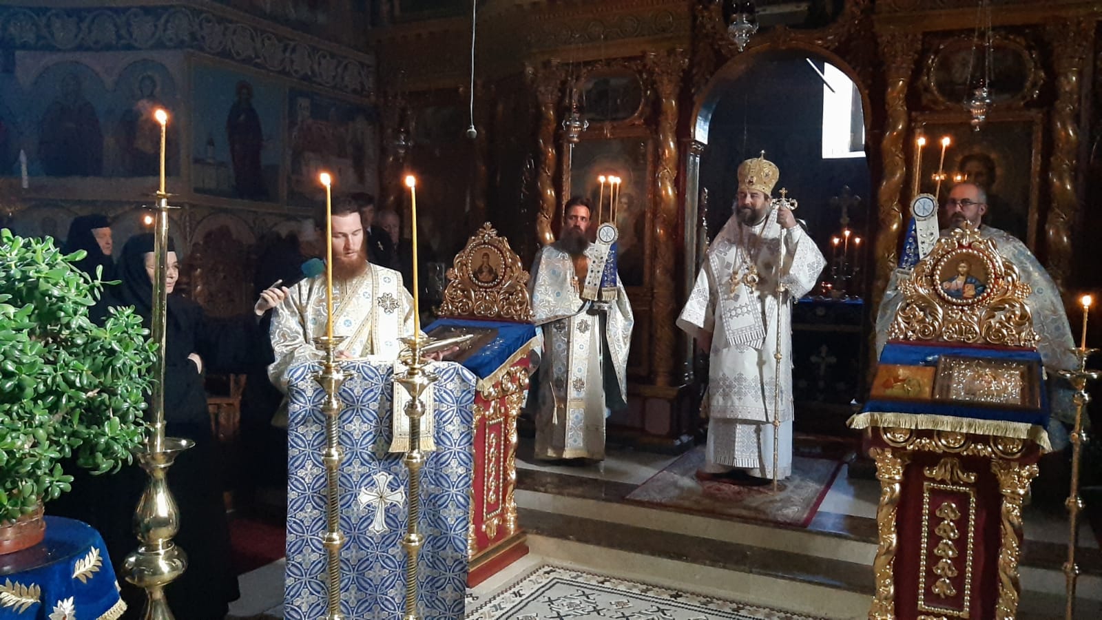 Sora Françoise Détouche, călugărită la Mănăstirea Văratic de PS Părinte Nichifor Botoșăneanul