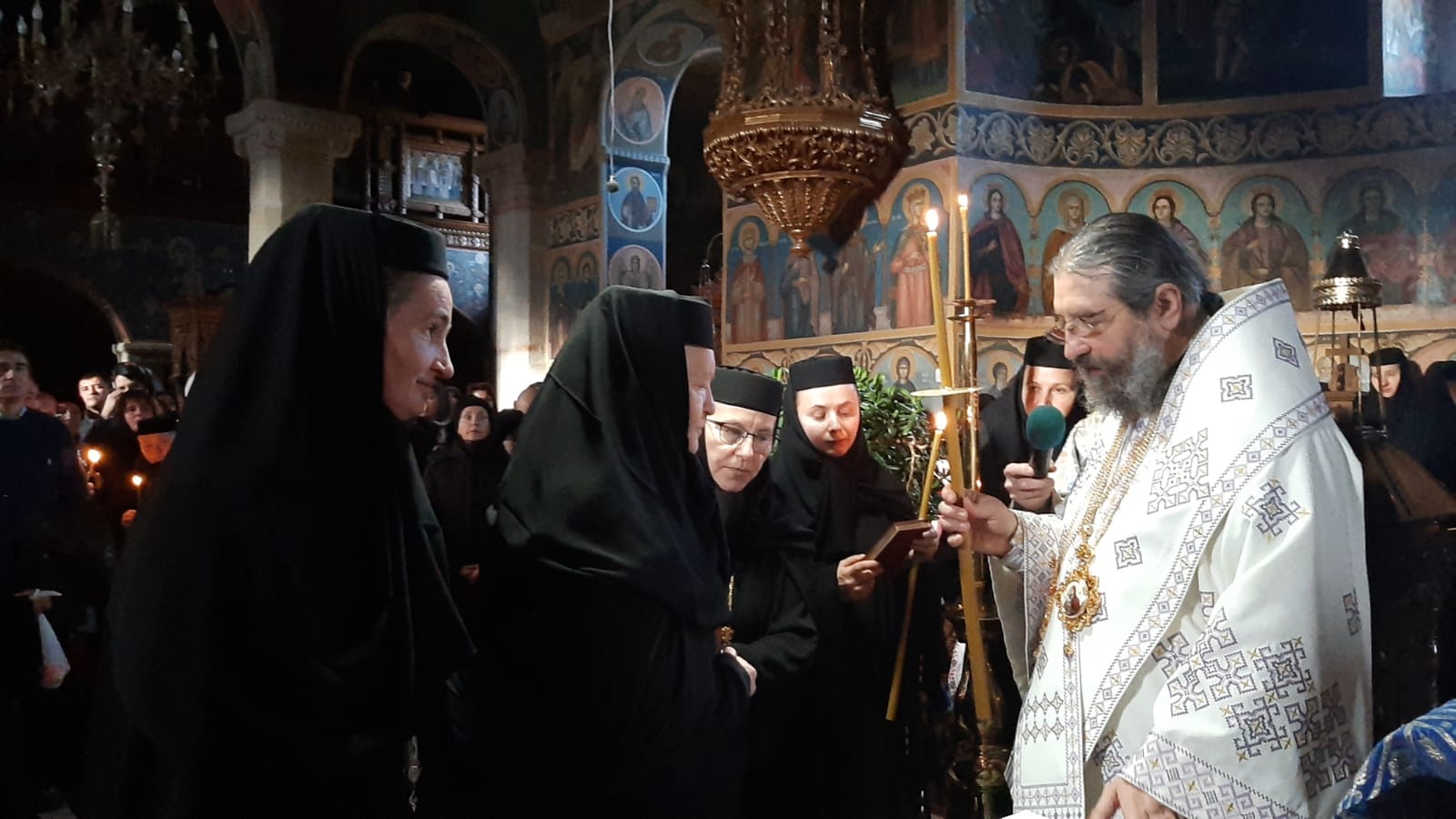 Sora Françoise Détouche, călugărită la Mănăstirea Văratic de PS Părinte Nichifor Botoșăneanul