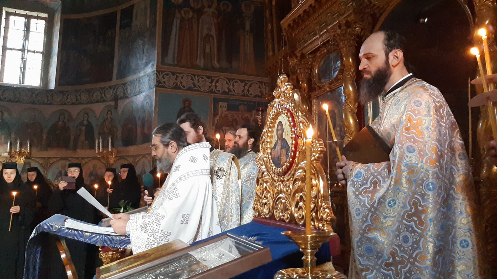 Sora Françoise Détouche, călugărită la Mănăstirea Văratic de PS Părinte Nichifor Botoșăneanul