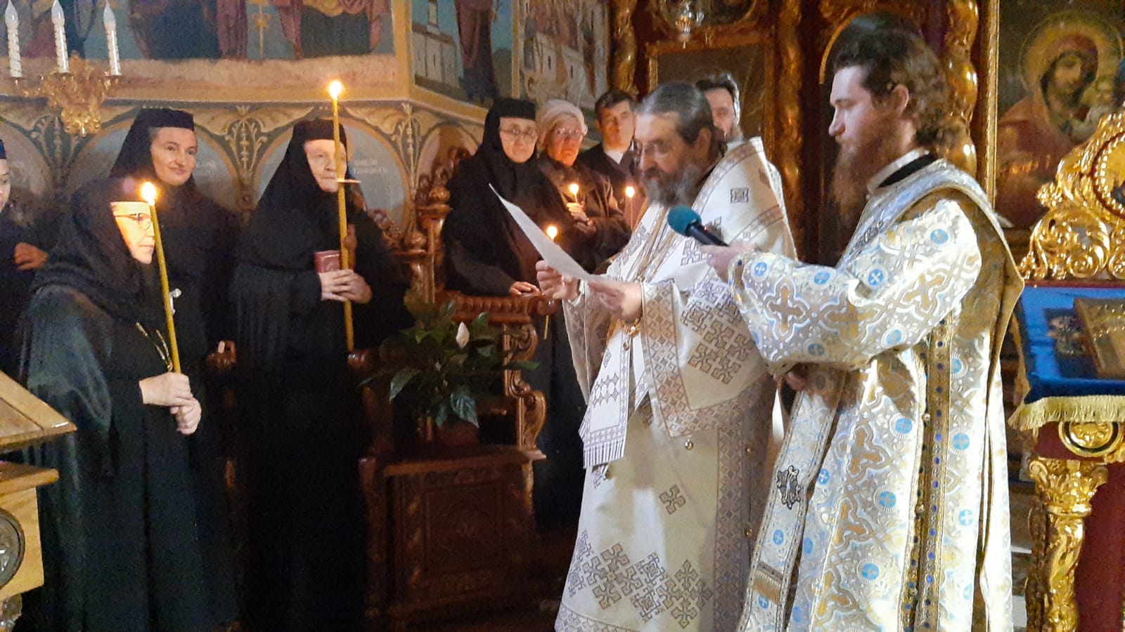 Sora Françoise Détouche, călugărită la Mănăstirea Văratic de PS Părinte Nichifor Botoșăneanul