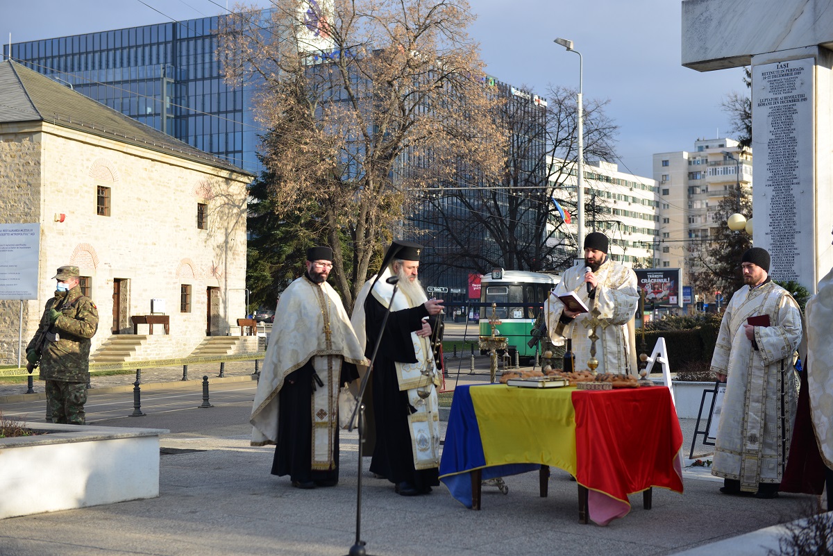 Eroii din 1989, omagiați la Iași: „Ne aflăm în această revoluție continuă”