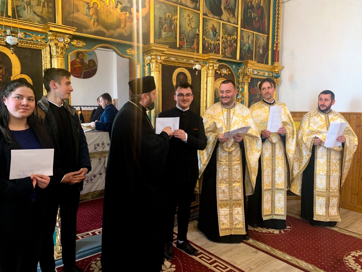 Concurs dedicat Sfinților Trei Ierarhi, la Liceul Teologic „Episcop Melchisedec”