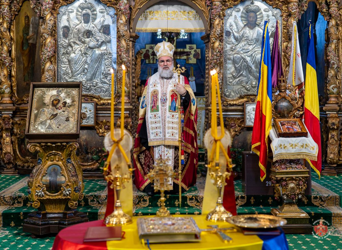 Ziua de 24 ianuarie, serbată la Catedrala Arhiepiscopală din Roman