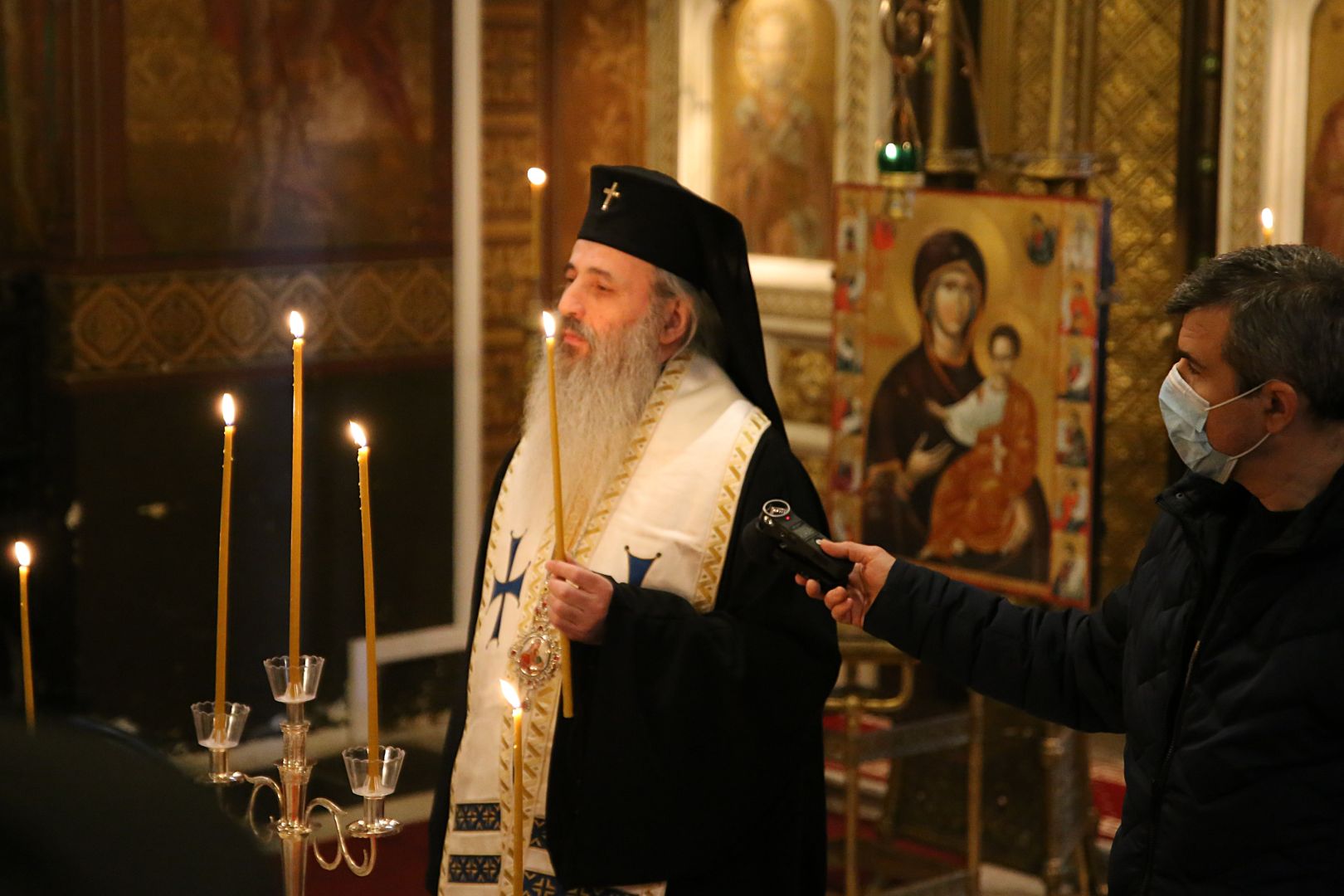 foto: Flavius Popa Înfăptuitorii Unirii Principatelor, pomeniți la Mănăstirea „Sfinții Trei Ierarhi”. IPS Teofan: „Mult bine au făcut națiunii române”